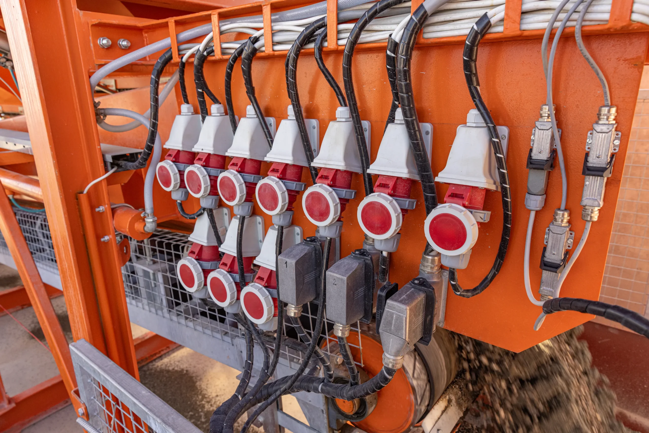 industrial-sockets-and-plug-2025-02-22-02-50-11-utc